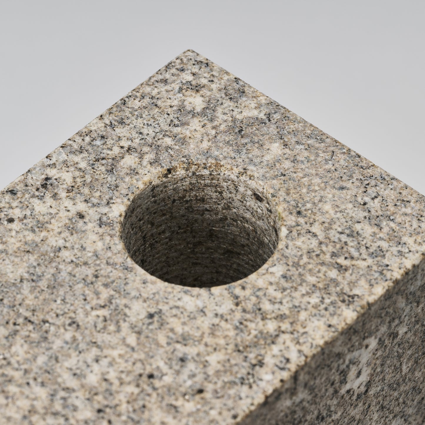 SS-VASE/B/sabi